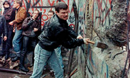 ‘Mr. Gorbachev, tear down this wall!’